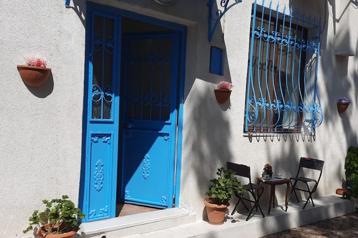 2-story house with Bahçeli in Ayvalık Rum Mahallesi