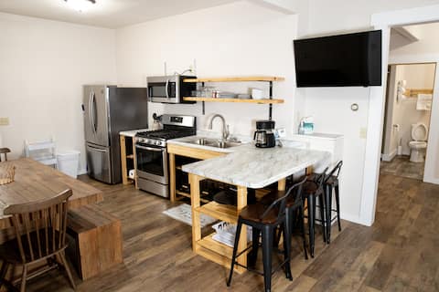 East Lodge (3 Bed, 2 Bath)