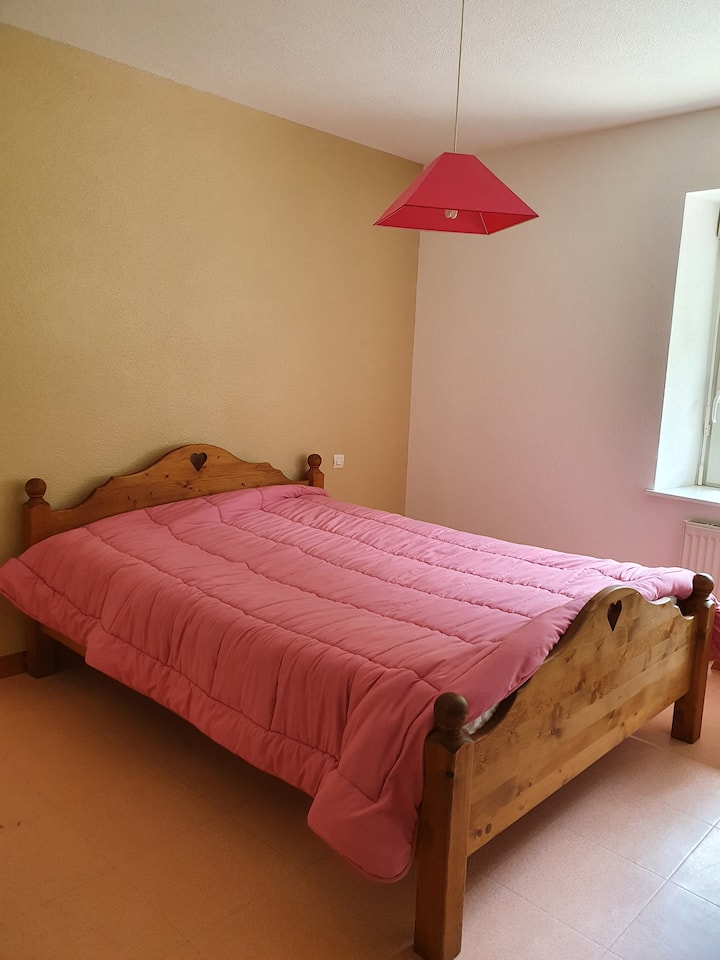 საძინებელი 2