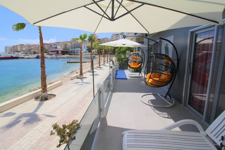 NEW Seaside Room/Patio on Blvd “Hasan Tahsini” - Boutique hotels for