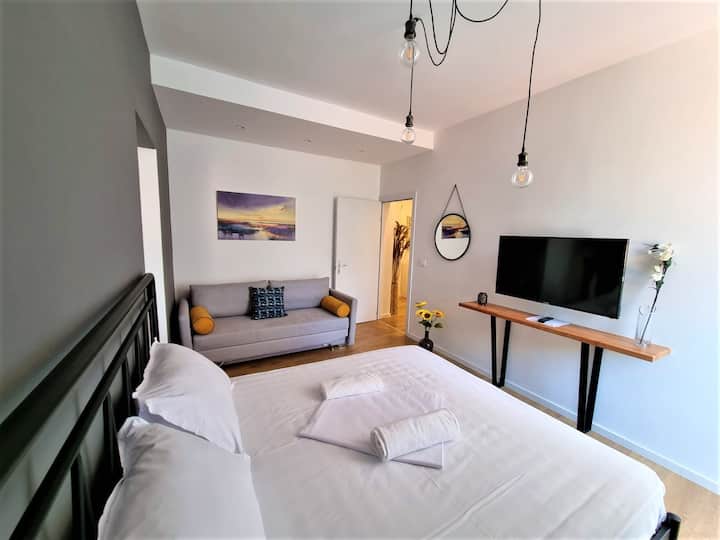 Tripartments - Paris - Tirana