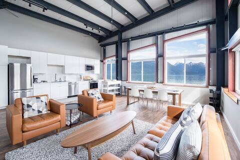 View at Oceanside #1, beachfront, downtown, 1 BR
