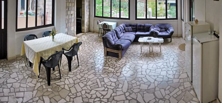 Mediterranean Style Room 500m Beach - Free Parking - Budva