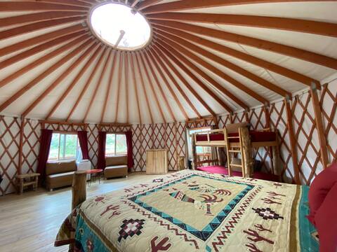 24ft Modern Yurt #4 - Sleeps 7
