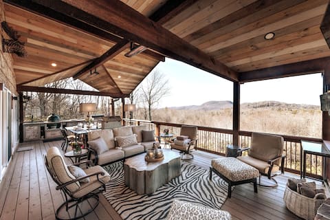 Luxe Mtn Retreat in Heart of Highlands & Cashiers