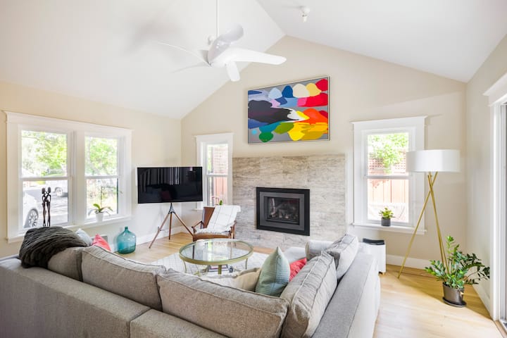 Heart Of St Helena! Spacious, Modern 3br W/hot Tub - St. Helena, CA