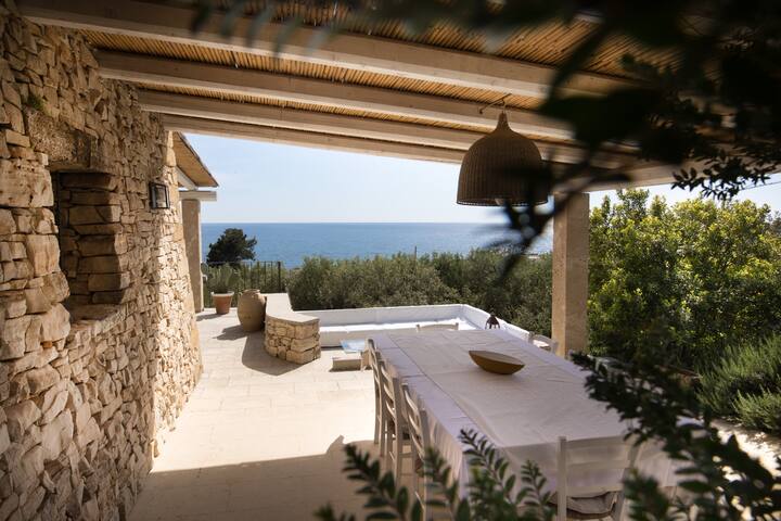 Luxury – Trullo dei Silvi 1 by Salento Prime gallery image 4