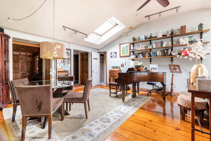 Gorgeous 5br Lakefront Home, Private Beach & Dock - Monroe, NY