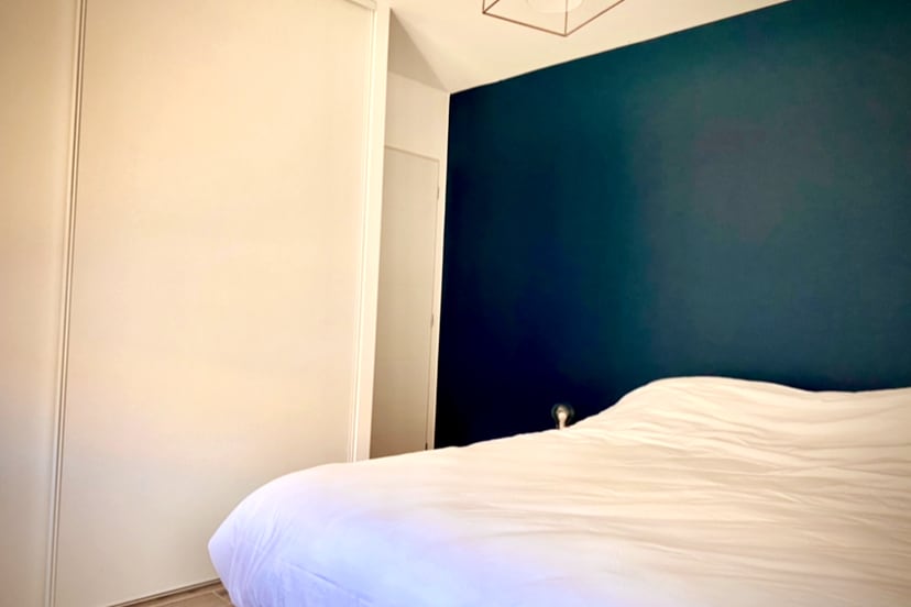 Slaapkamer met 1 kingsize bed x 180