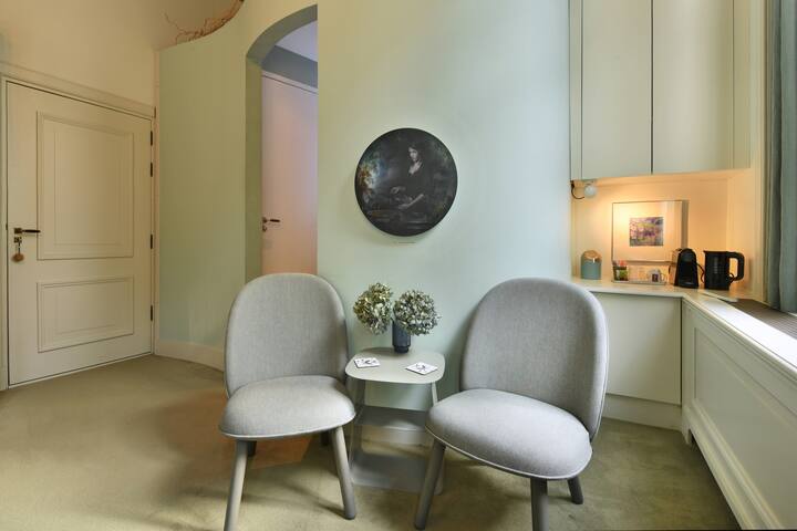 Ideal for families, 1 double, 2 single beds gallery image 4