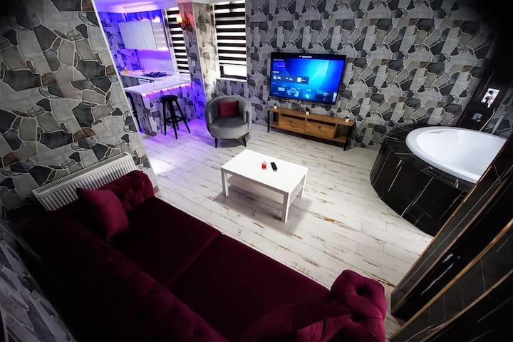 Reco Suit managed Airbnb listing 3