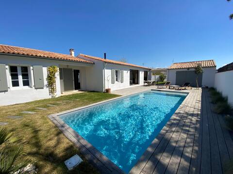 New villa with pool 4 bedrooms 8 people