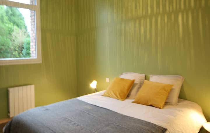 spacious room on the ground floor 