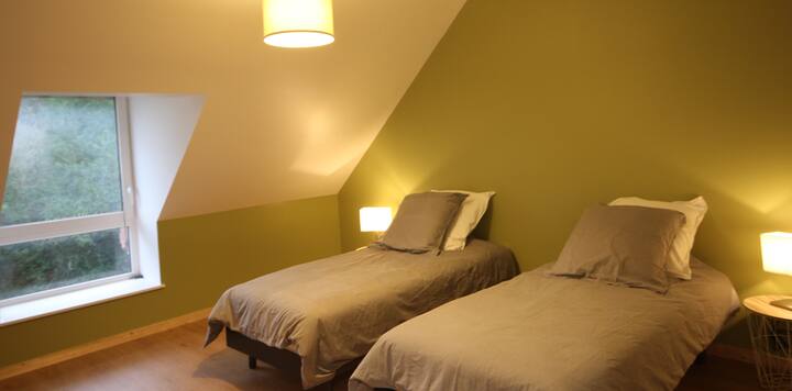 spacious upstairs room