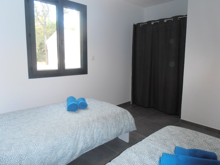 غرفة النوم 2