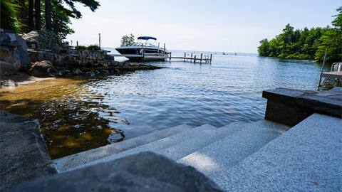Maple Cove Lodge on Lake Sebago