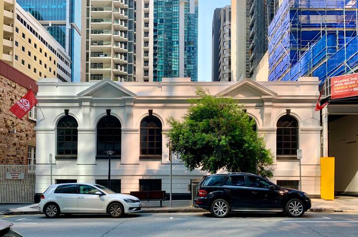 900sq.ft. 2BR@CBD, MARY STREET/SOUTH BRISBANE gallery image 3