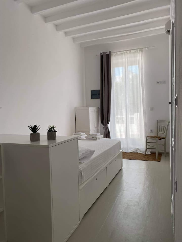 Spitaki House In The Old Town - Paros