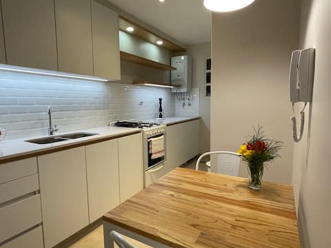 Popular Airbnb listing: A beautiful apartment in the heart of Buenos Aires in San Nicolás
