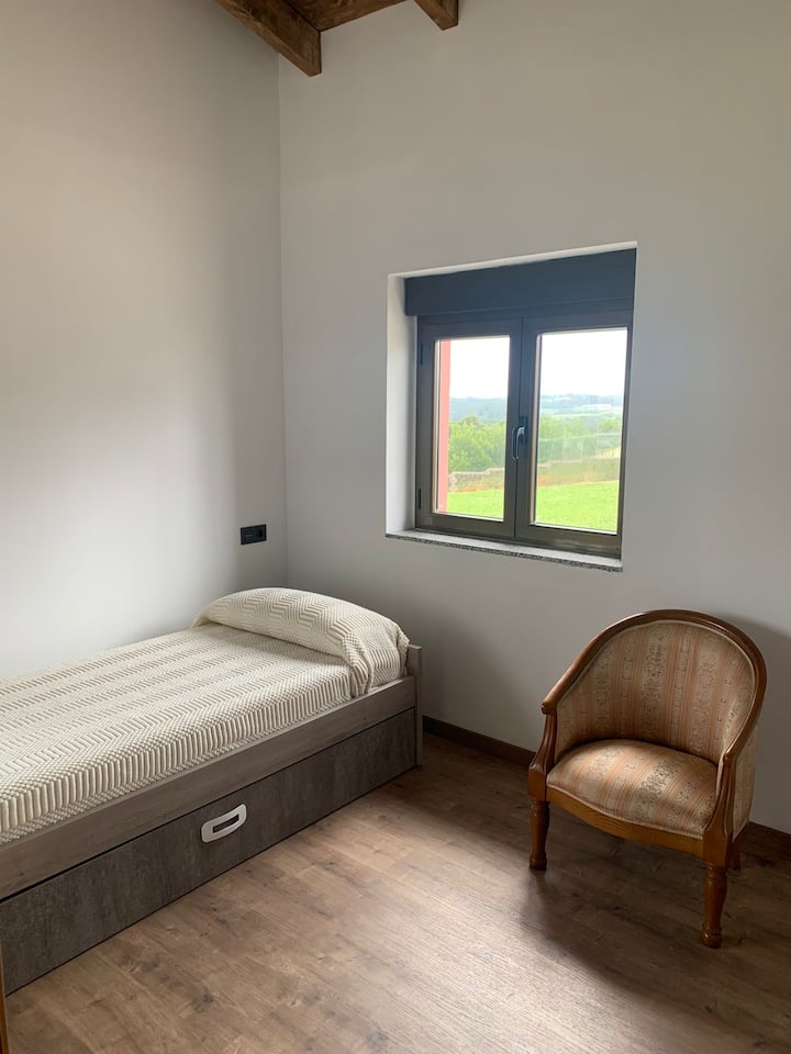 Dormitorio 4 con cama nido.