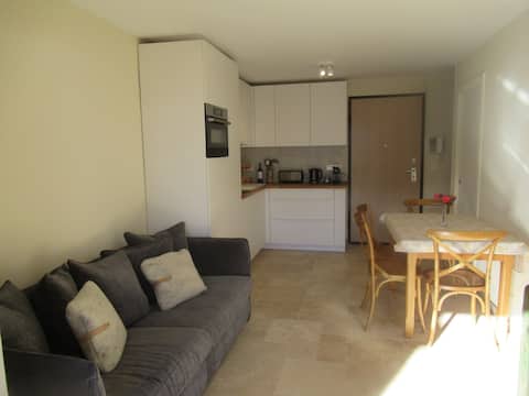 Annonce Airbnb populaire: T2 (4PERS) Châlet des sapins - SKI IN à Montgenèvre