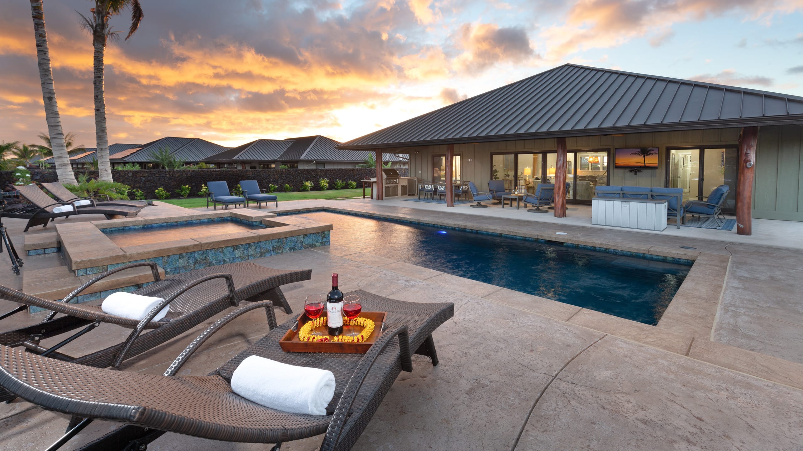 PiHAloha Paradise Private Pool/Spa +Hilton Pass - Photo 30