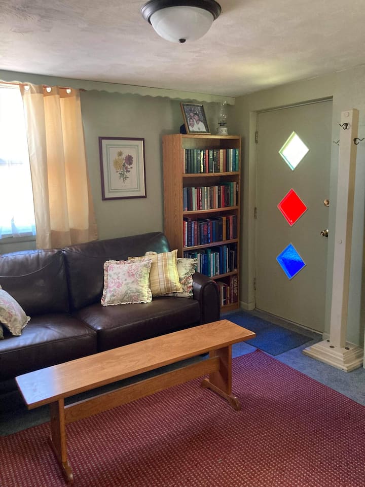 Touch Of Charm - 2 Br And Breakfast Bar - Rapid City, SD