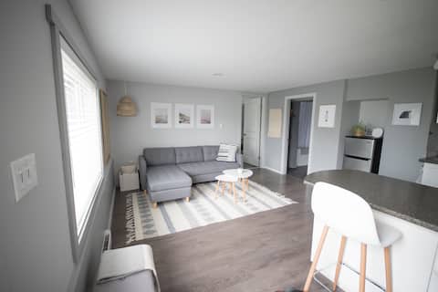 Top Airbnb: Otter+Pine Guest Suite in Ucluelet