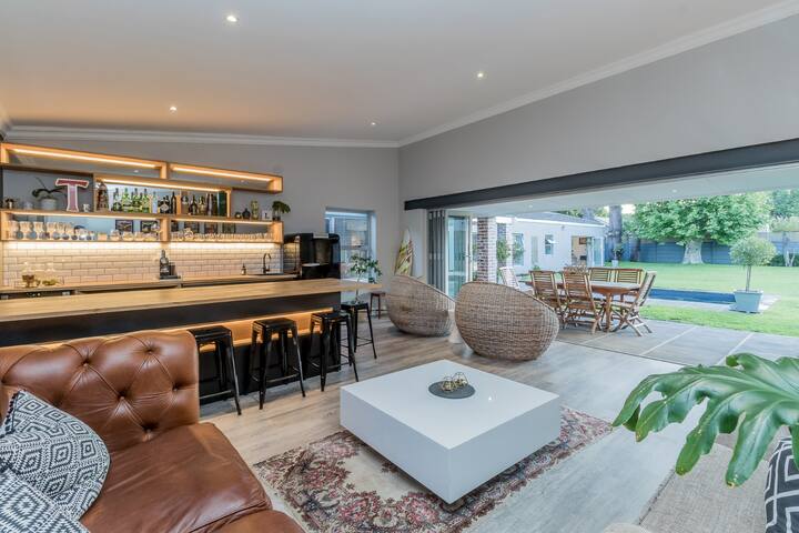 Stunning 4 bedroom spacious home! gallery image 3