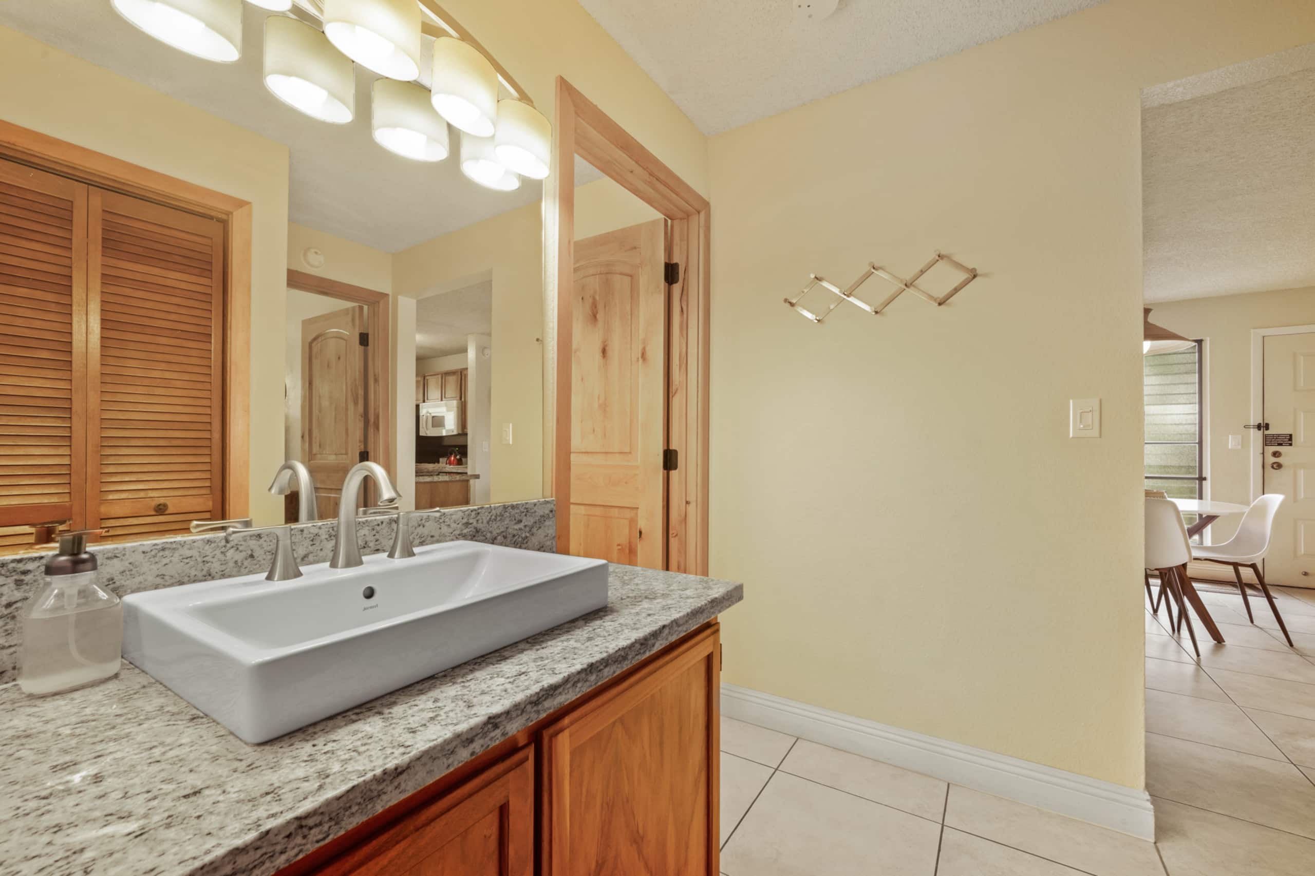 Condo in Kihei · ★4.89 · 2 bedrooms · 3 beds · 2 private baths - Image 26