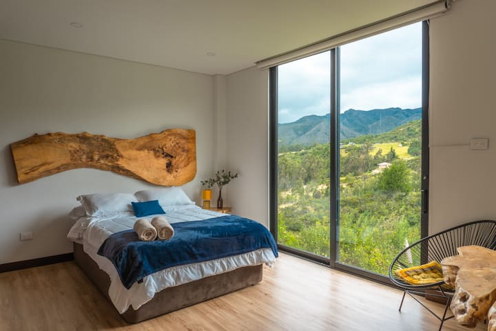 الرابع 4 
(سرير مزدوج + خيار عش مزدوج)
تلفزيون حمام كامل