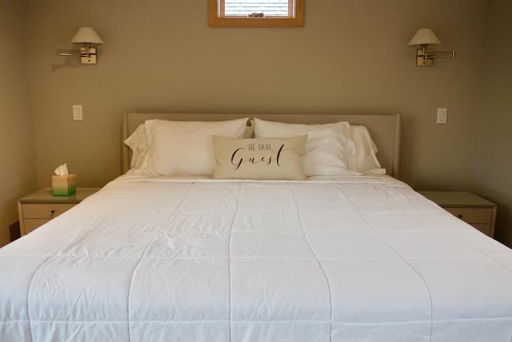 Kitanda cha ukubwa wa king cha kifahari