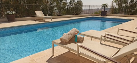 Staying with Miss Daisy