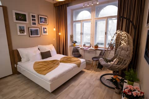 Comfy VIP studio in the center with Netflix