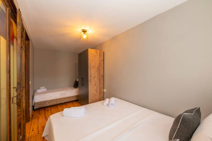 Easy access Quadra Fast wifi APT gallery image 3