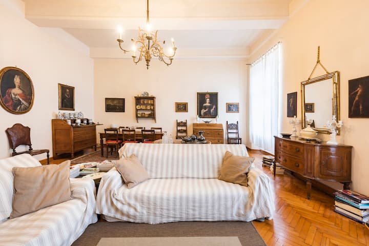 Antico Albergo Reale - You'll Never Walk Alone! - Mantua
