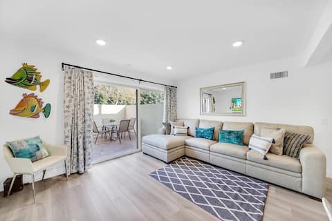 Top Airbnb: Across the street from Disney/Pool/Strollers in Anaheim