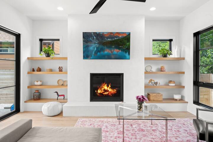 Austins Finest Modern Luxury Private Pool gallery image 5