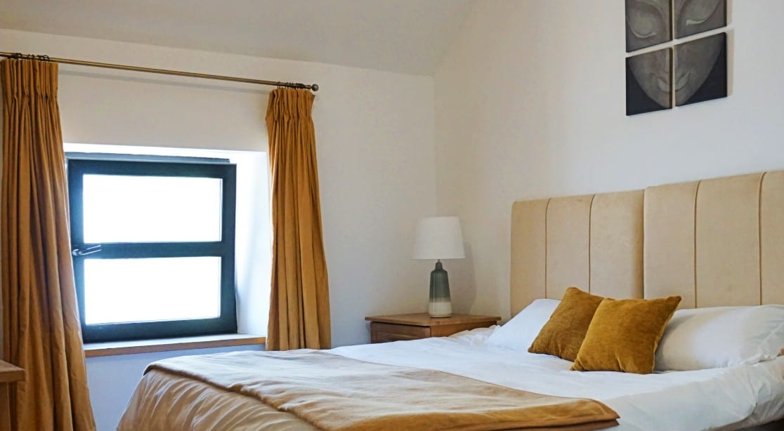 Krevate super king ose dopio - dhomë në suitë