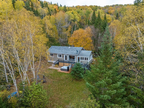 Chalet 870, waterfront