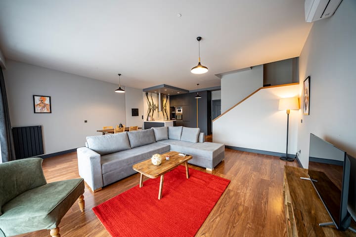 Superior, Dublex flat,2 bedroom w/pool- daq1rfav2y gallery image 2