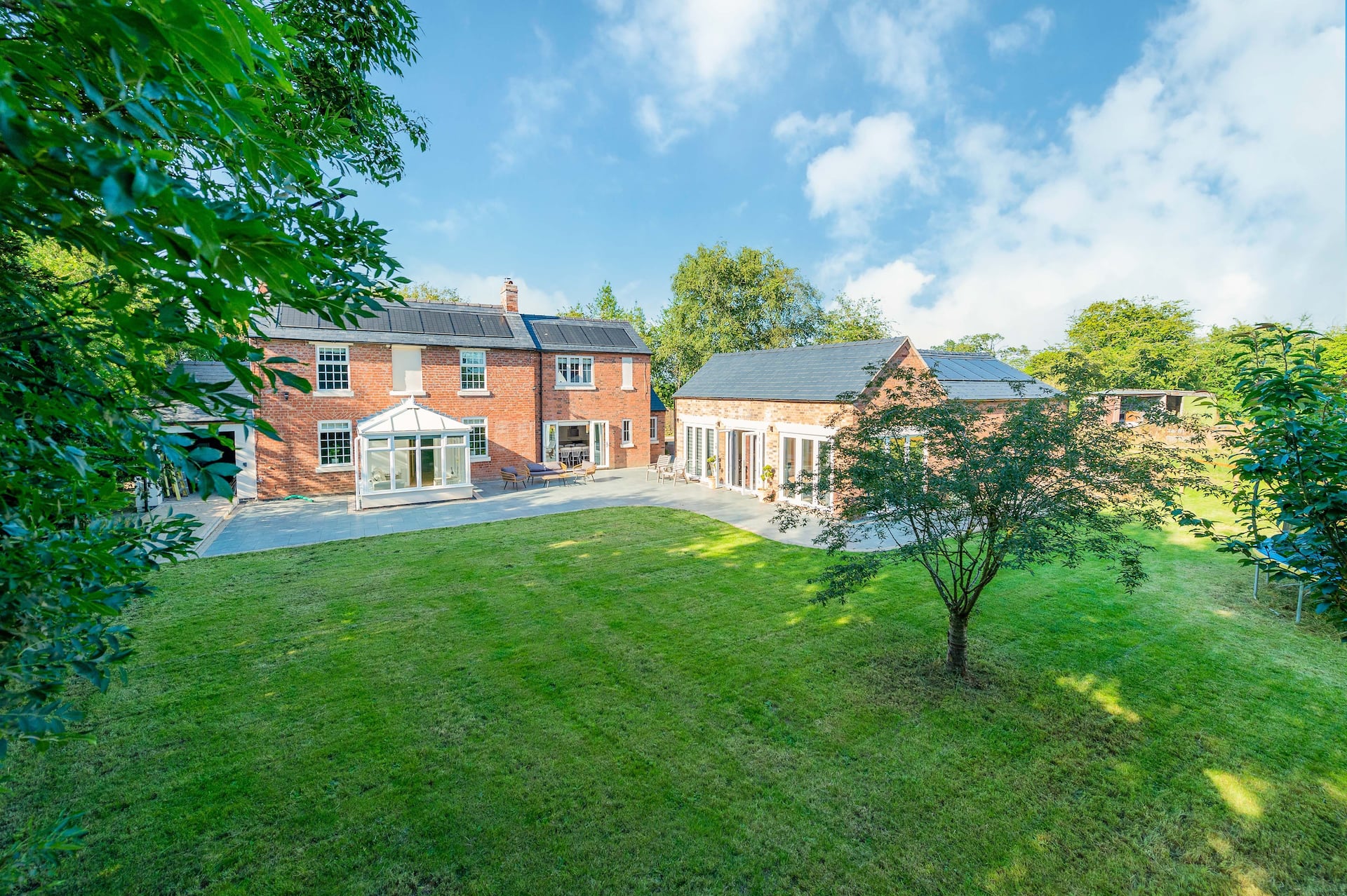 Rose Villa - A Beautiful 5 Bedroom Country Retreat