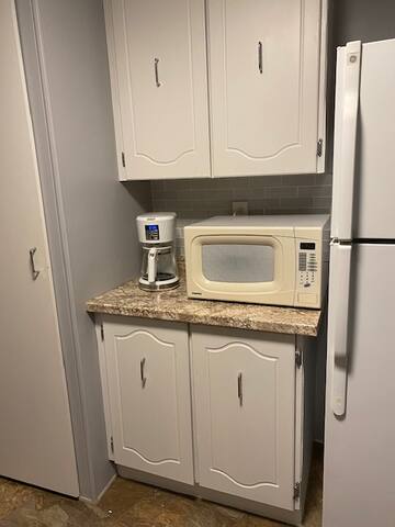 Rock’s View Pool House Retreat gallery image 5