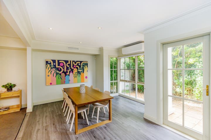Perfect family 3 bedroom Accomm in Malvern East