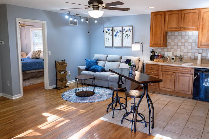 Woodland Hideaway Private Apartment - Dover Motor Speedway