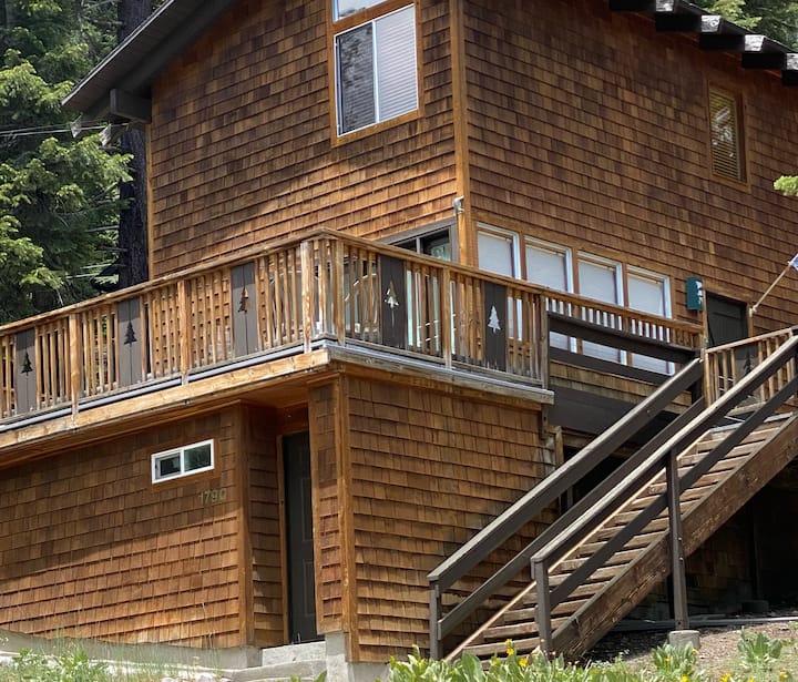Alpine Meadows Vacation Rentals & Homes California, United States