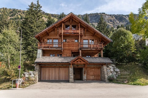 Exceptional Chalet for 15, 6bdrm/bath, spa & sauna