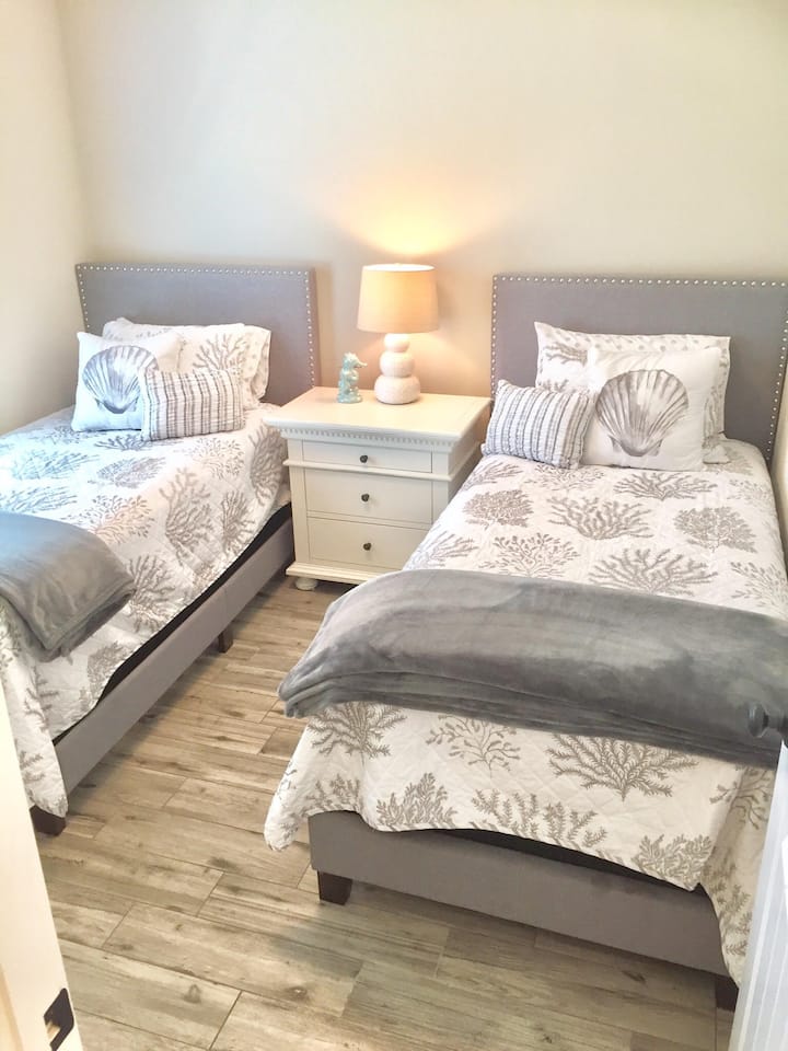 חדר שינה זוגי אפור