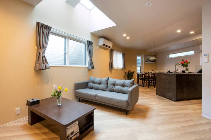 SALE! 5min Sta spaces bed 2.3F fam frie quite gallery image 2