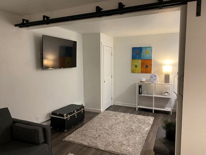 Clean And Cozy: Cortina - Big Sky, MT
